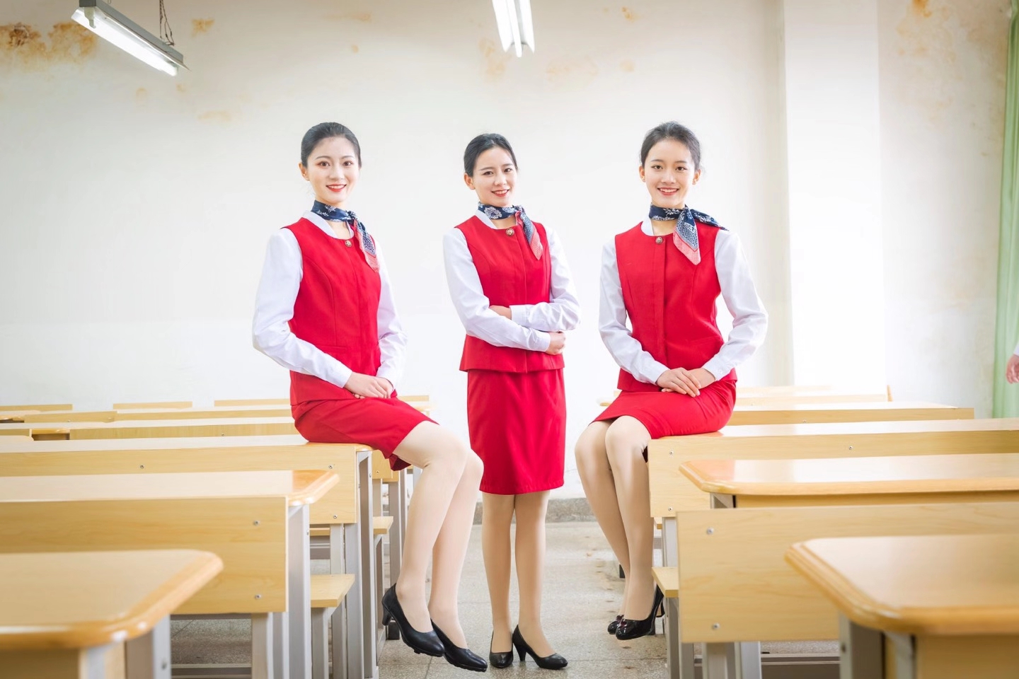 不高考能報(bào)名空乘專業(yè)嗎？