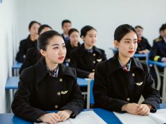 空乘是吃青春飯嗎?年齡大了還可以當(dāng)空姐嗎？